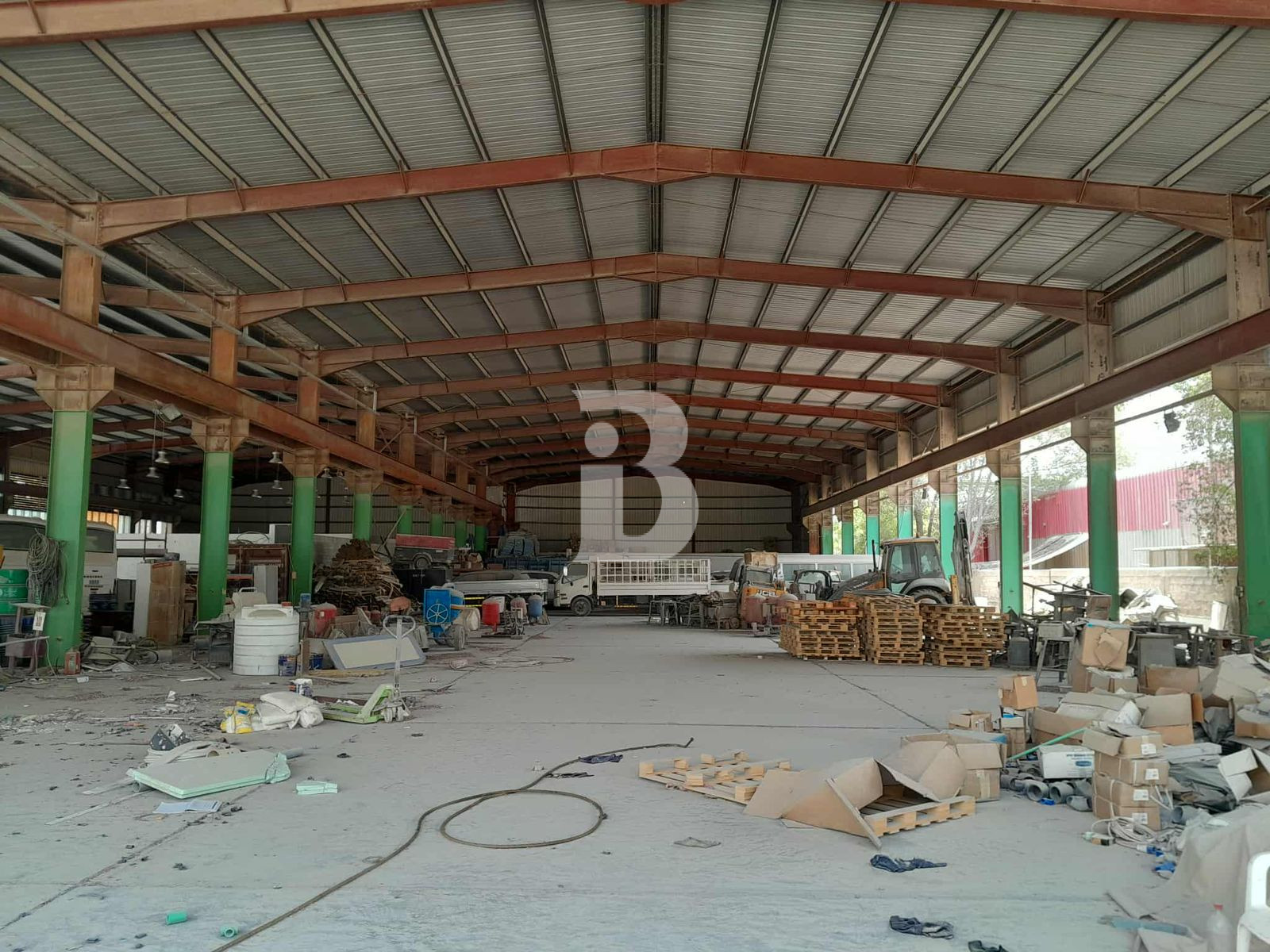 WAREHOUSE + SHED | Prime Location | 34 / SQ FT