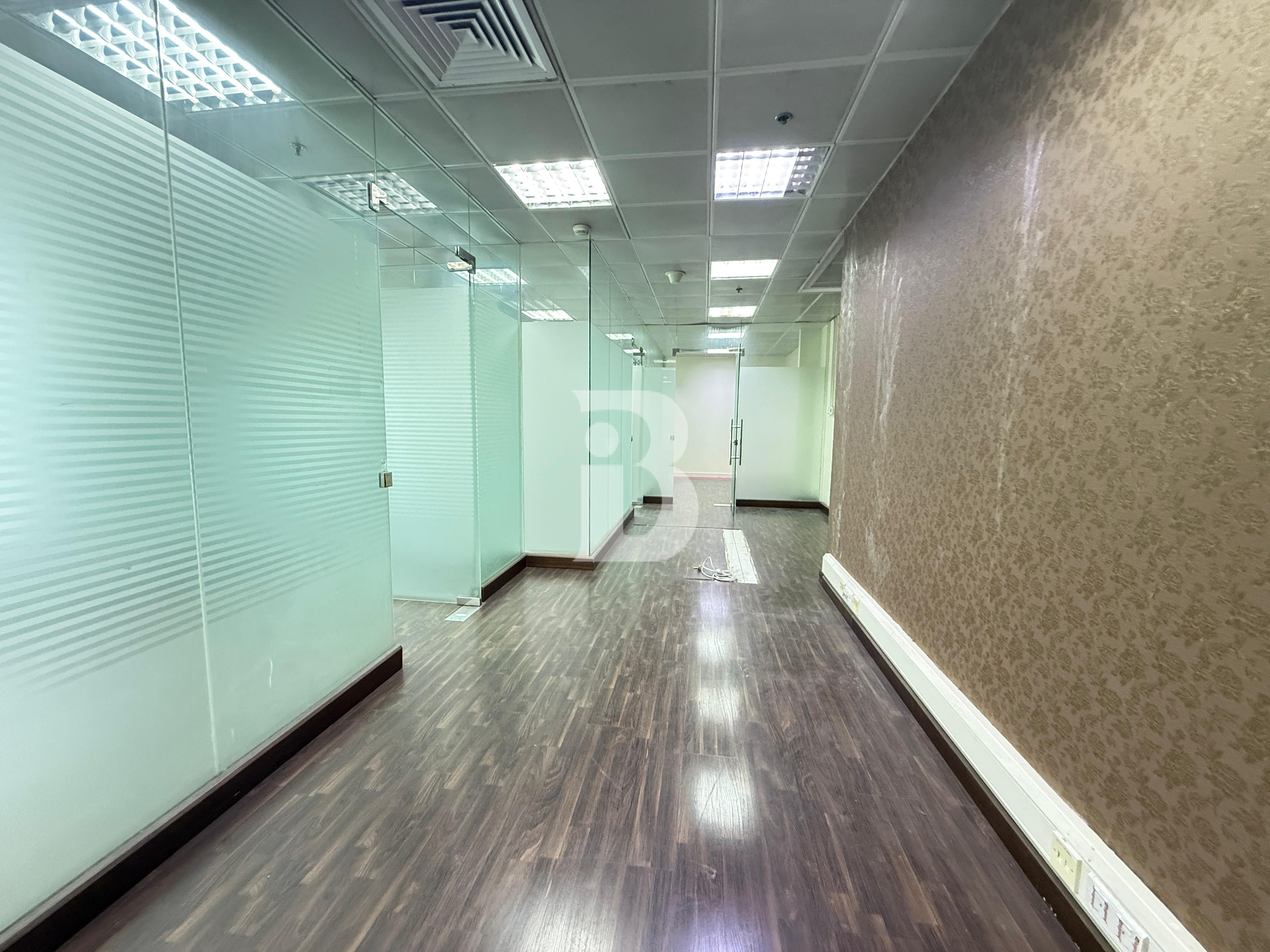 ULTRAA PREMIUM OFFICE | FITTED | BEST PRICE