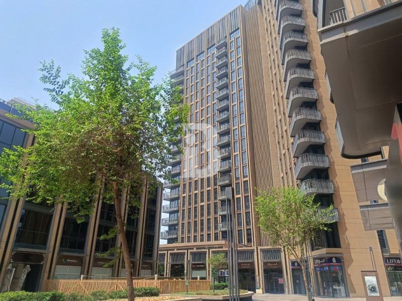 Gold and Jewellery Showroom | Key Money |Available