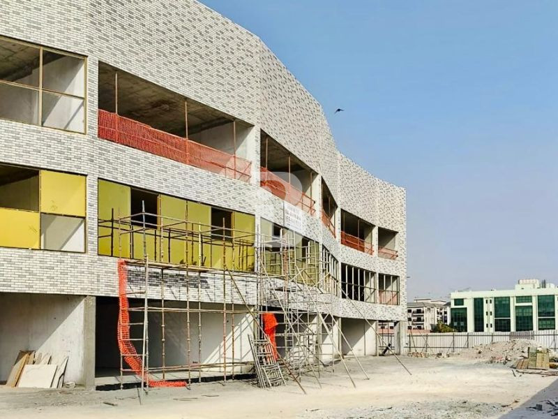 COMMERCIAL BUILDING |BRAND NEW OFFICES AND RETAILS