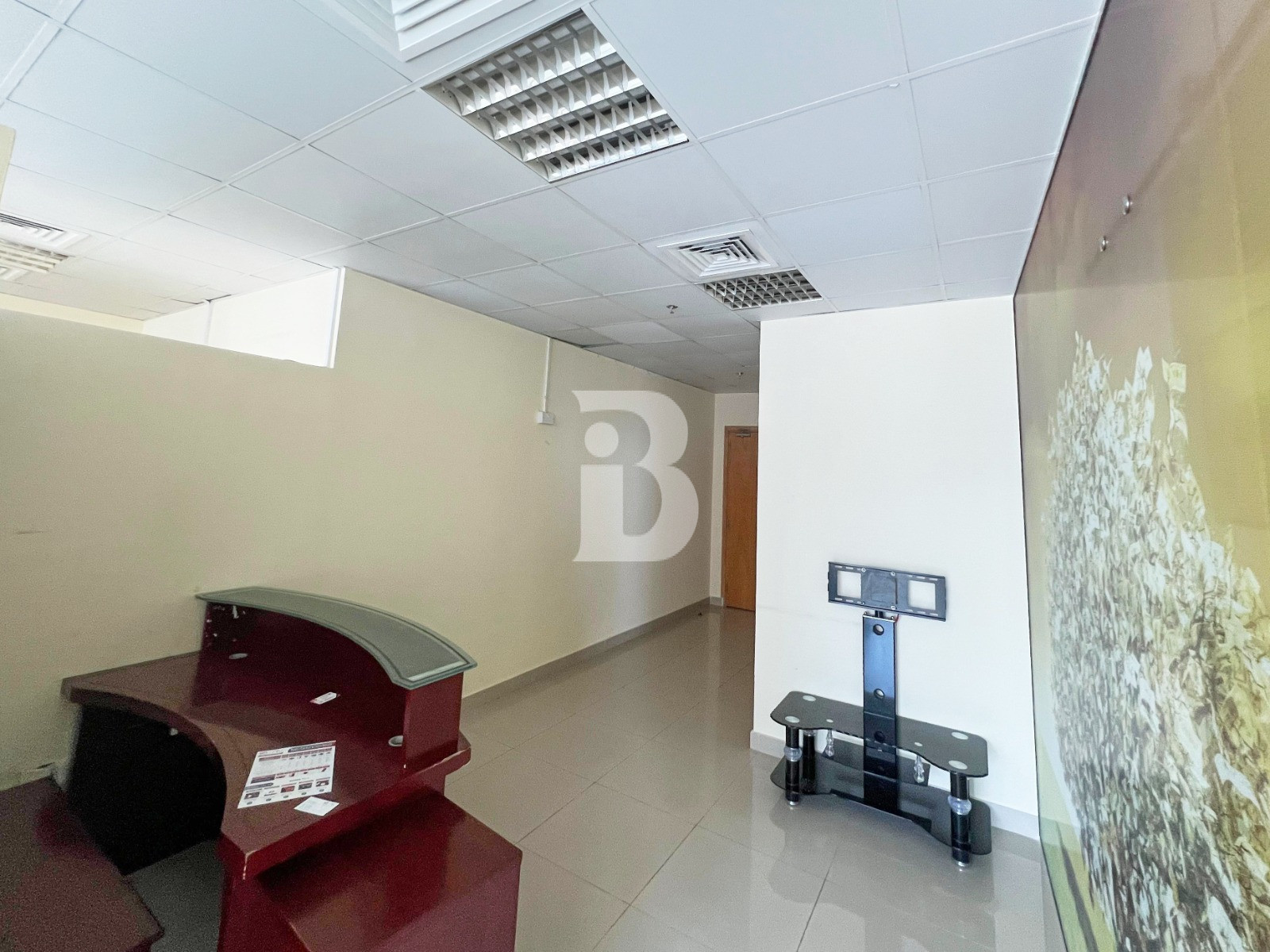 Partly FURNISHED | Vacant | EASY ACCESS