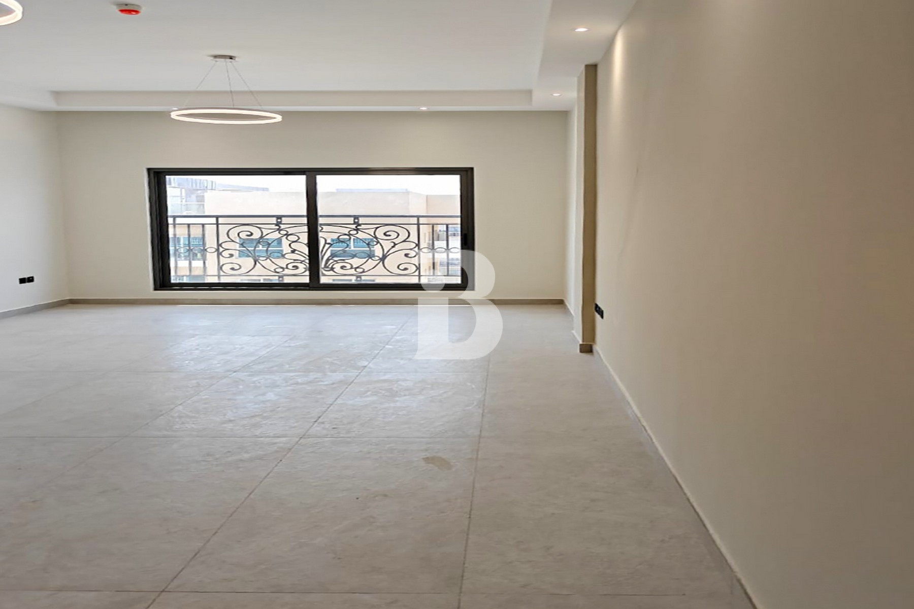 BRAND NEW|HIGHER FLOOR|VACANT| SEMI FURNISHED