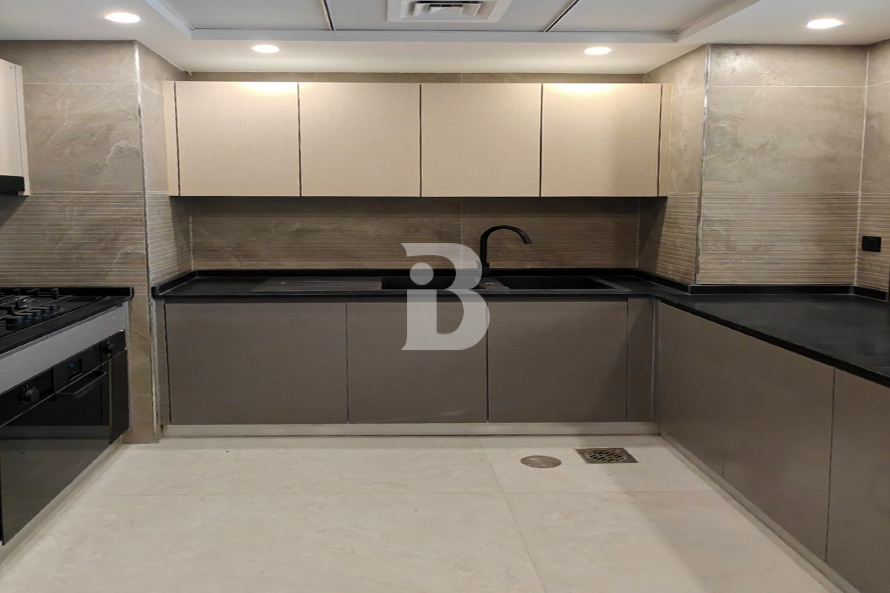 BRAND NEW|HIGHER FLOOR|VACANT| SEMI FURNISHED