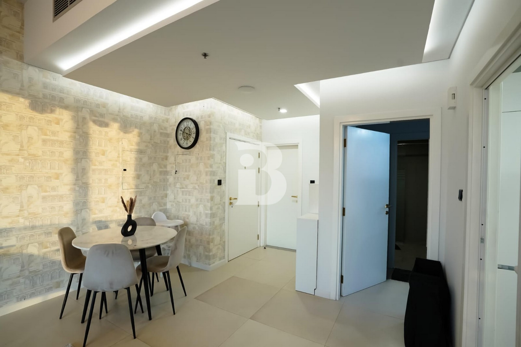 CONVERTIBLE INTO 2BED | FURNISHED | HIGH RISE