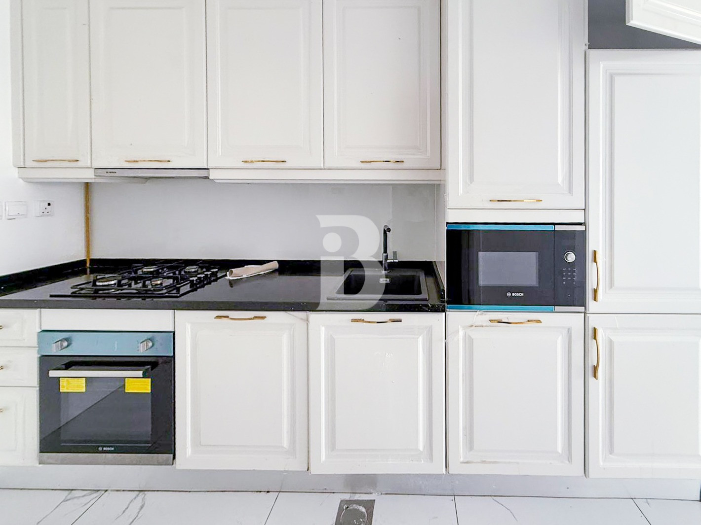 ELEGANT STUDIO | OPTIMAL LAYOUT | FOR RENT