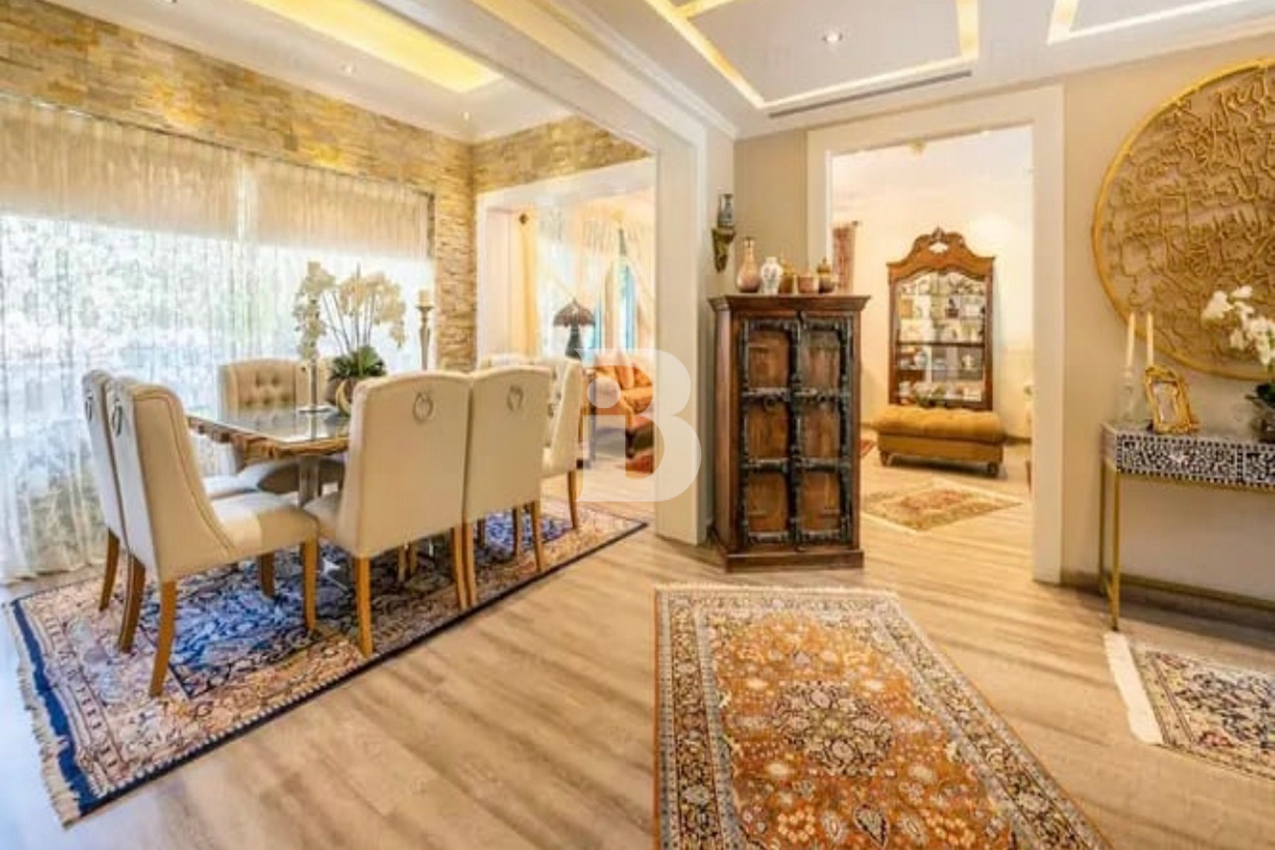 Excellent location | Upgraded Villa | Landscaped