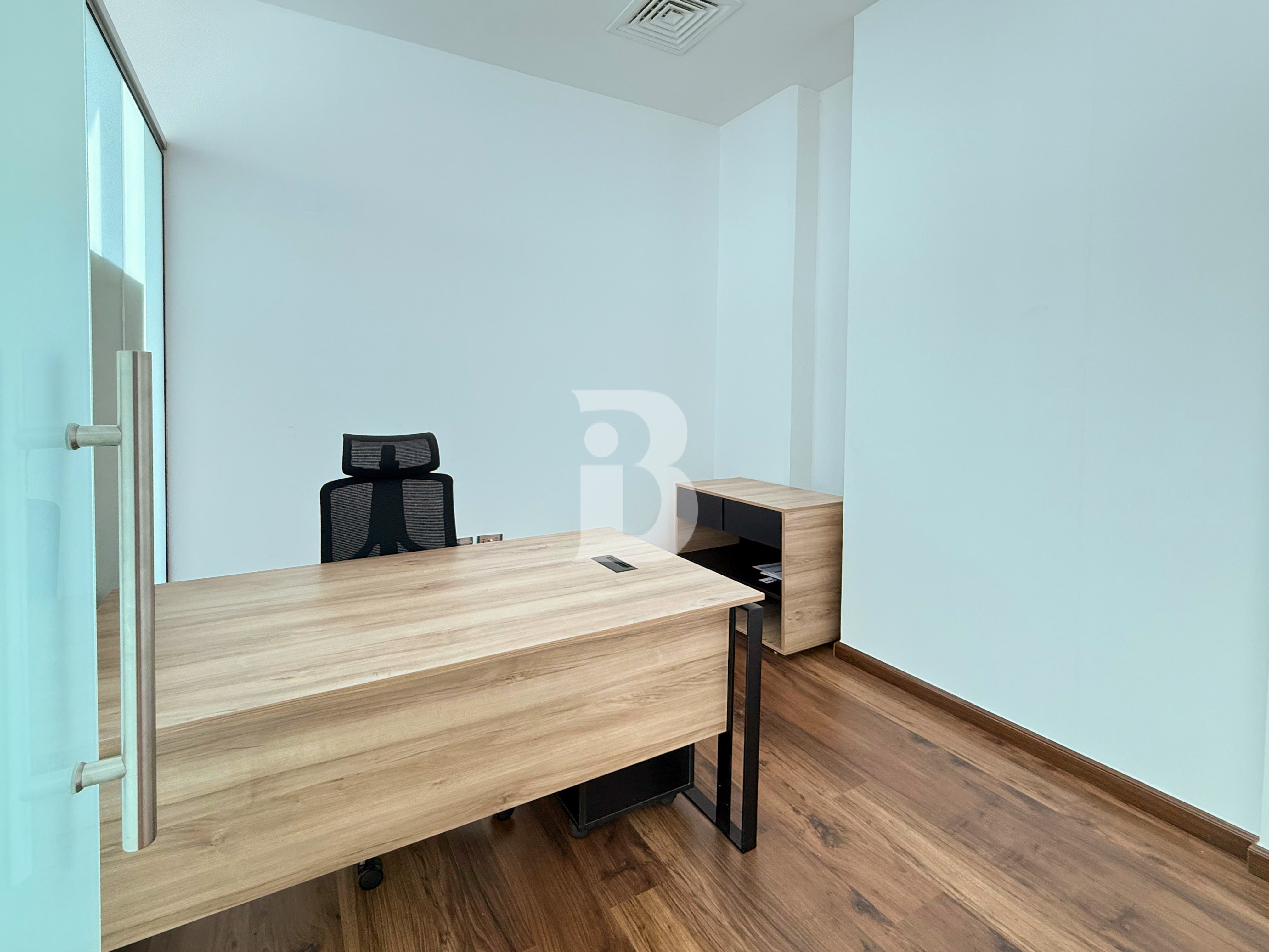 Furnished |Sky-rise View | Ready to move