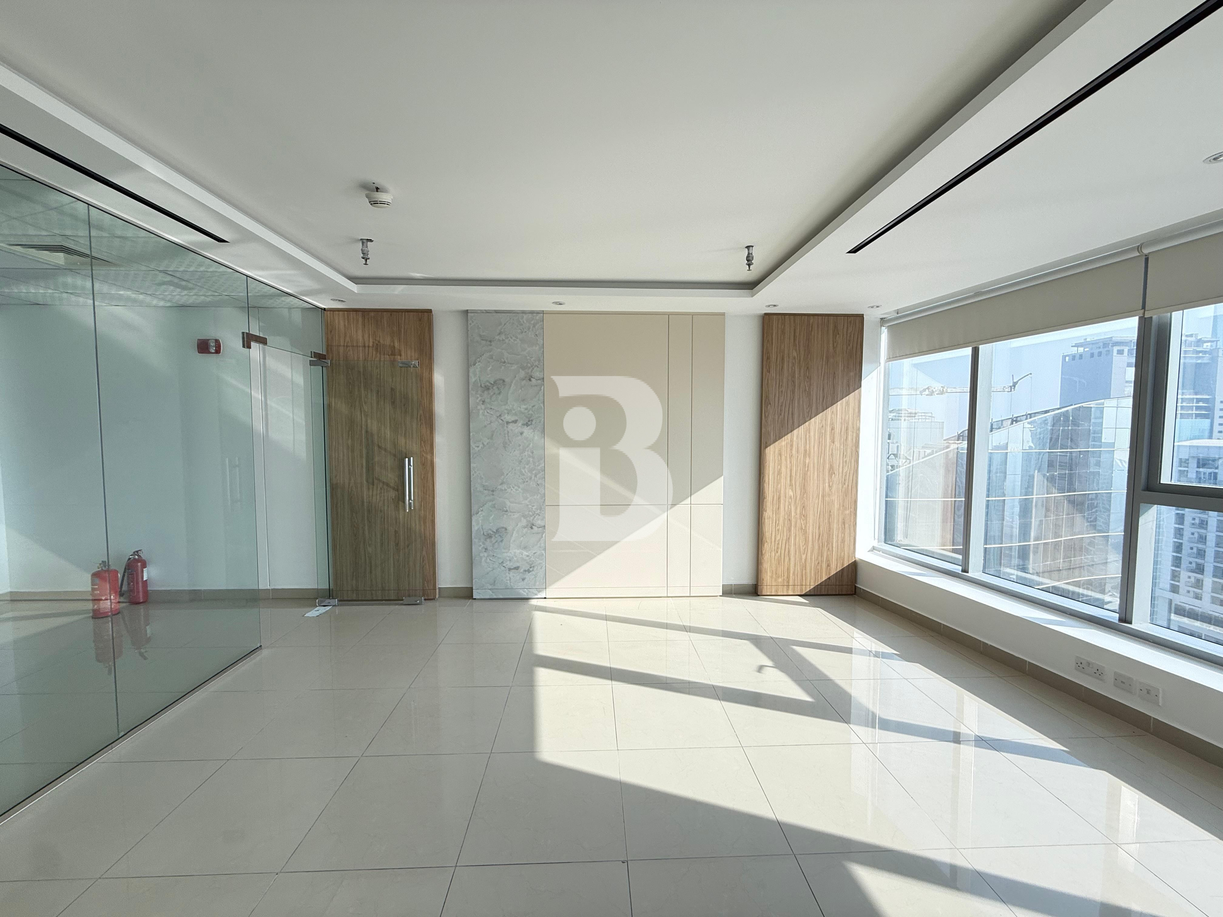 Fitted | Sky-Line View | Spacious