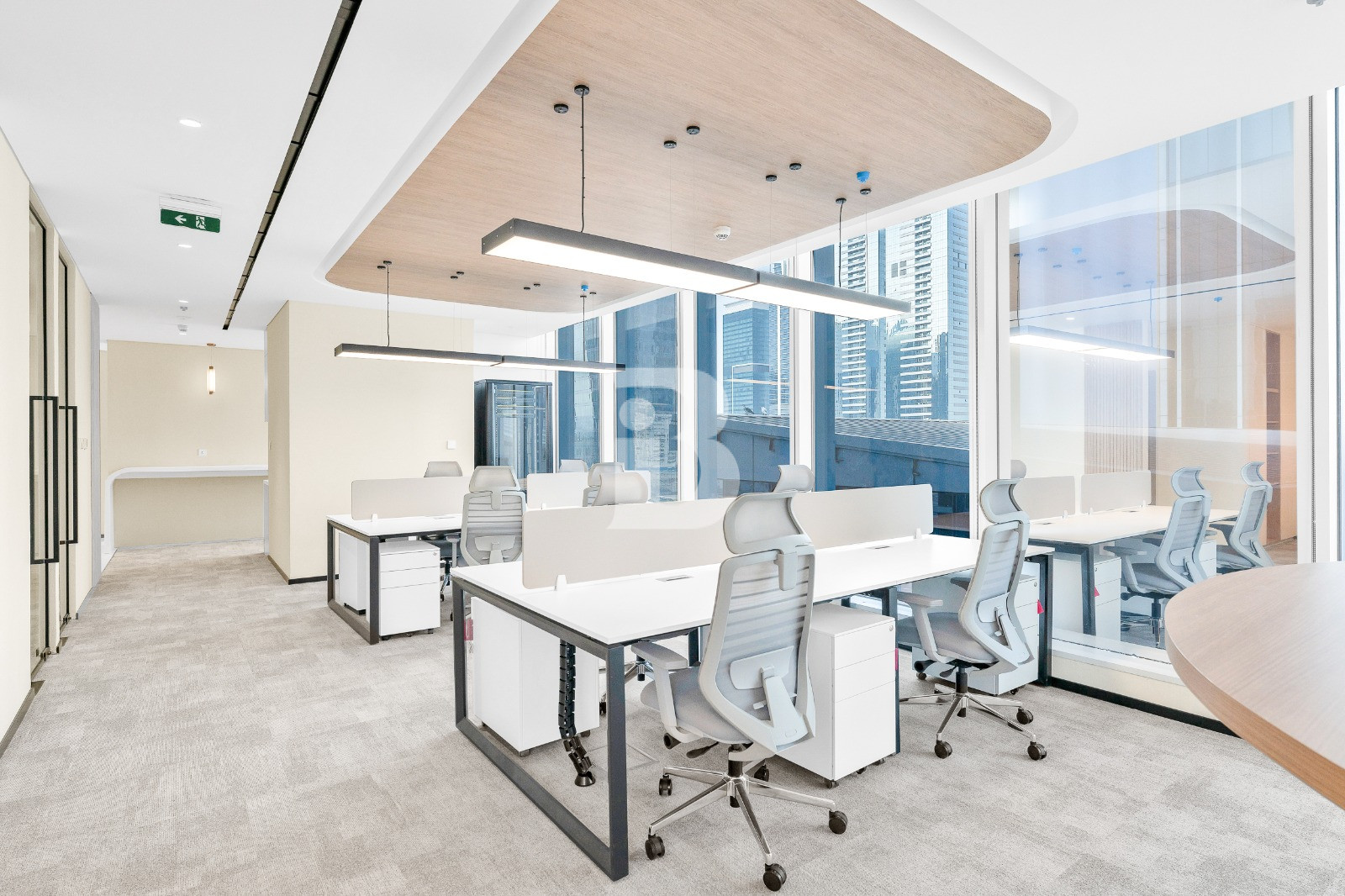 High-Floor Office | Vacant | Multiple Size Options