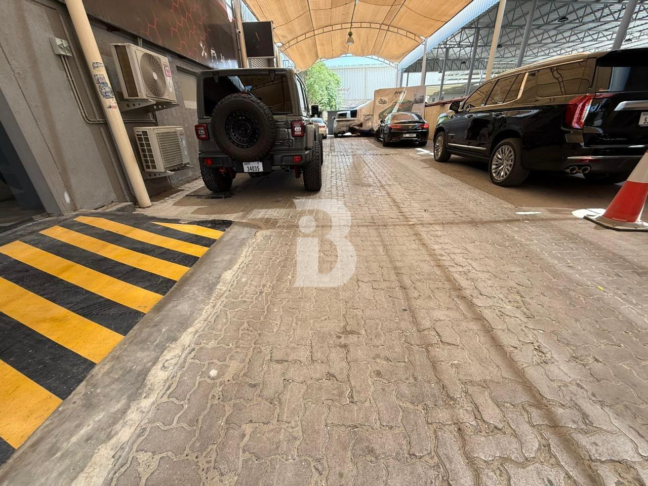 HUGE PREMIUM GARAGE | NEGOTIABLE | STAND-ALONE