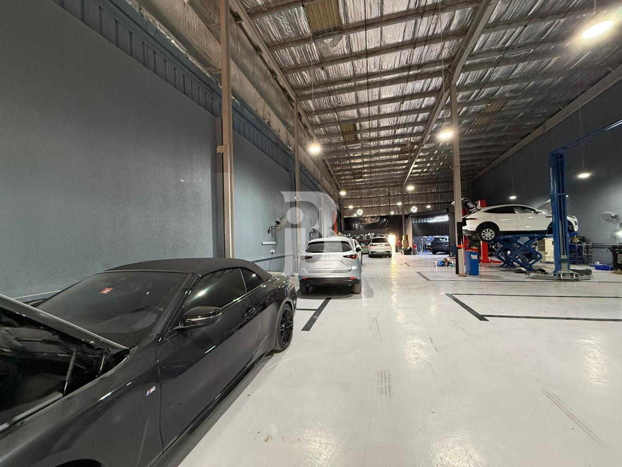 HUGE PREMIUM GARAGE | NEGOTIABLE | STAND-ALONE