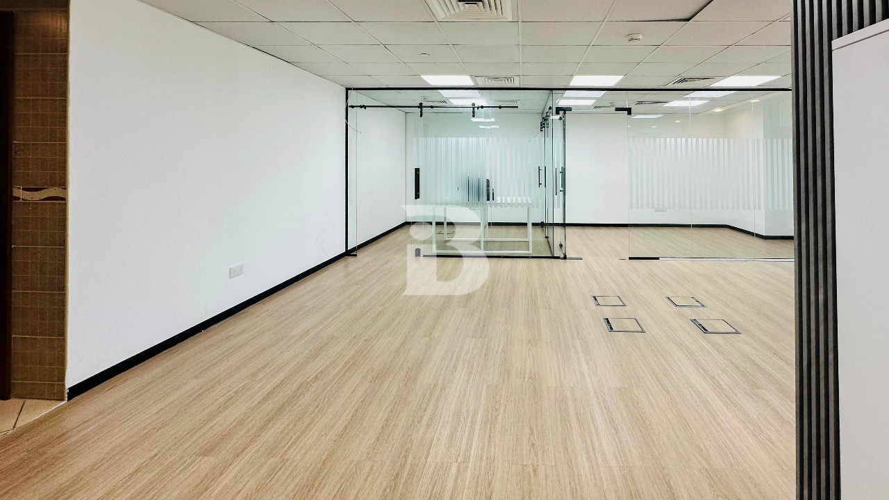 VACANT | HIGH FLOOR | SEMI- FITTED | PREMIUM 2