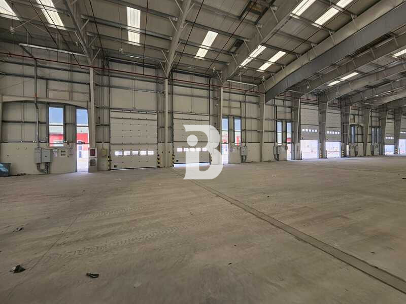 3229 SQFT | Excellent Access & Connectivity