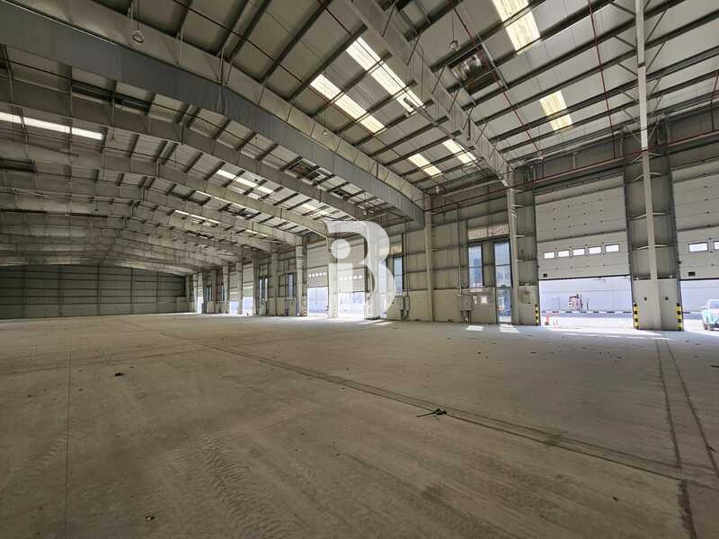 3229 SQFT | Excellent Access & Connectivity