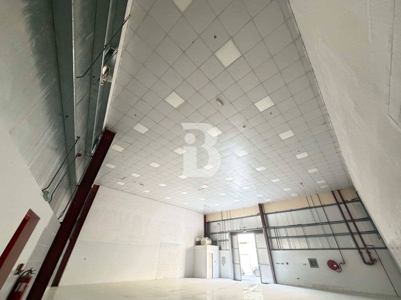 3350 Sqft | Amazing and Lovely Warehouse in DIP 2 2