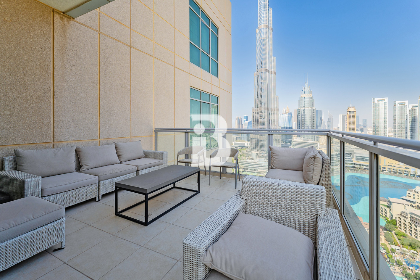 Fully Furnished | Burj Khalifa View | Luxurious