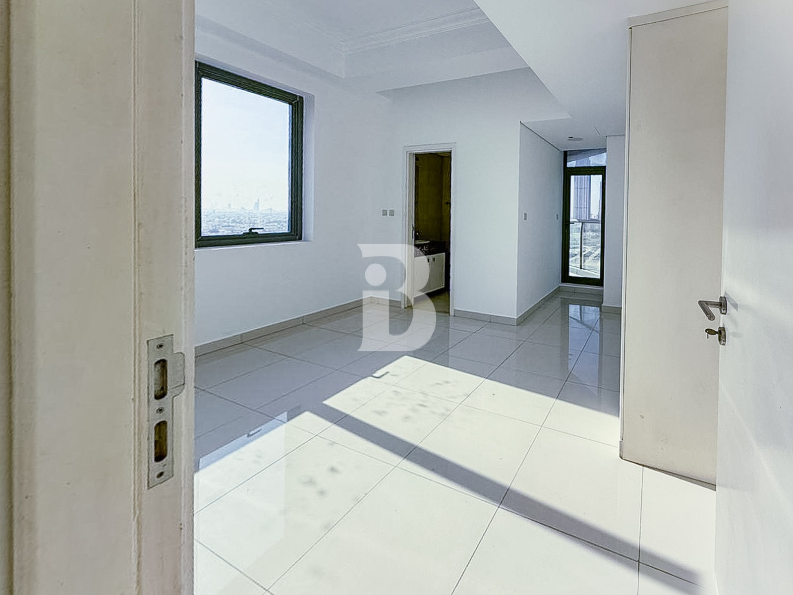 SPACIOUS 2BR | EXECUTIVE BAY | PRIME LOCATION