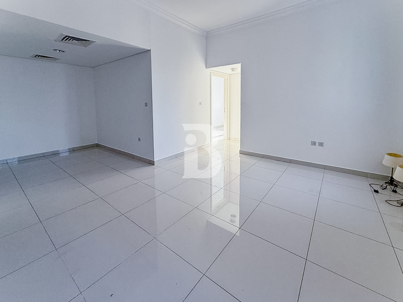 SPACIOUS 2BR | EXECUTIVE BAY | PRIME LOCATION