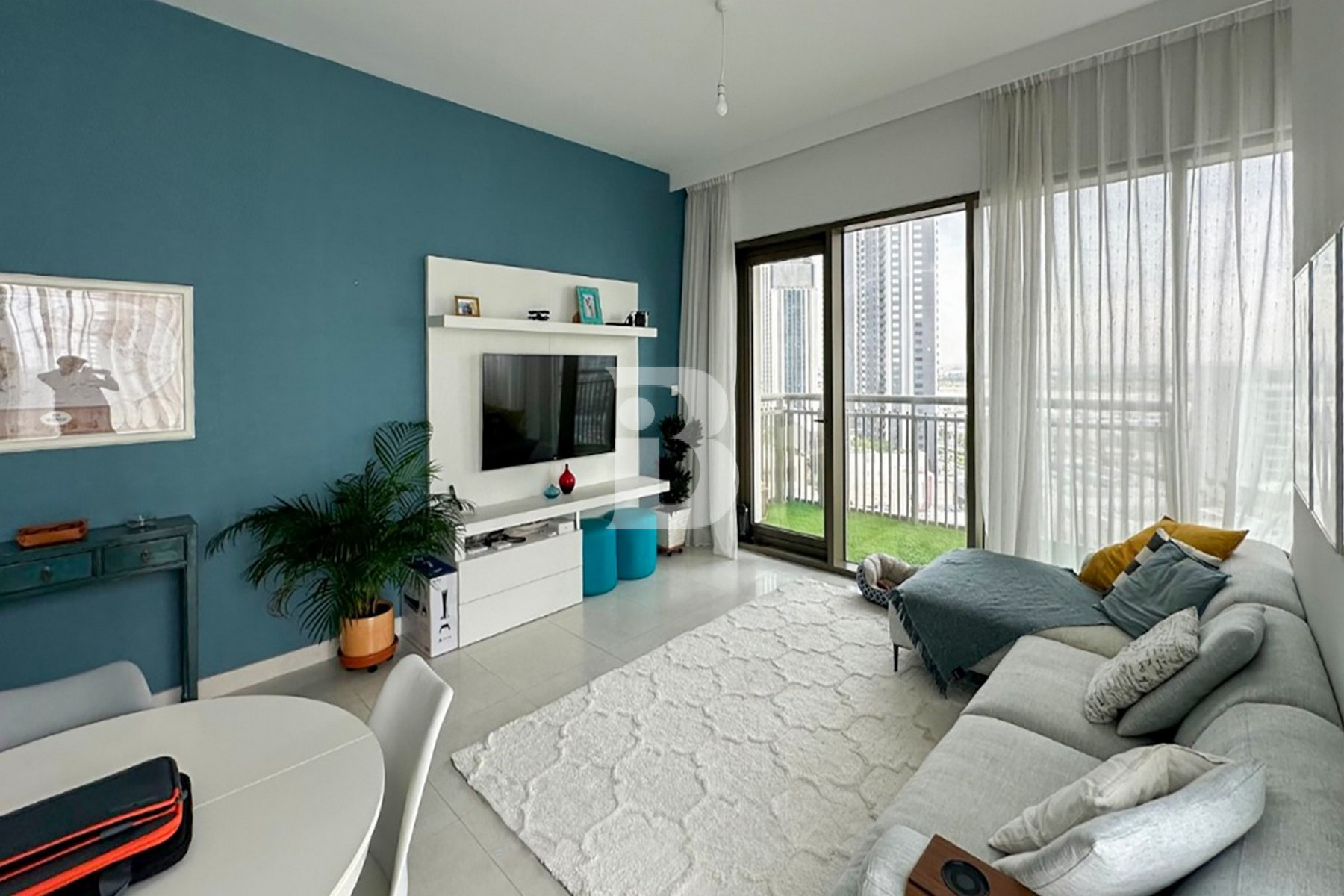 Community View | Spacious | Modern