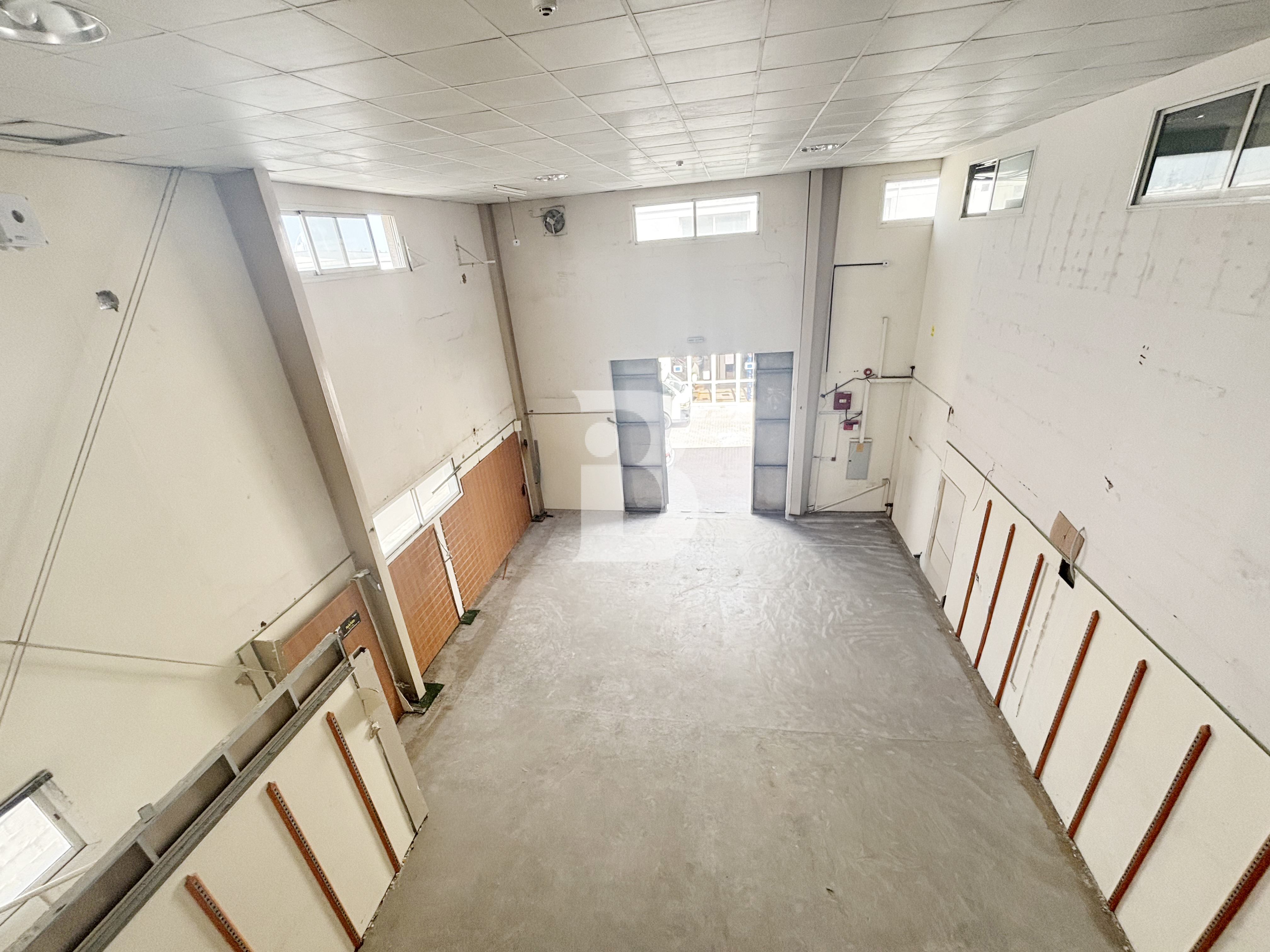 VACANT | RARE UNIT | AL QUOZ 1 | NEWLY RENNOVATED