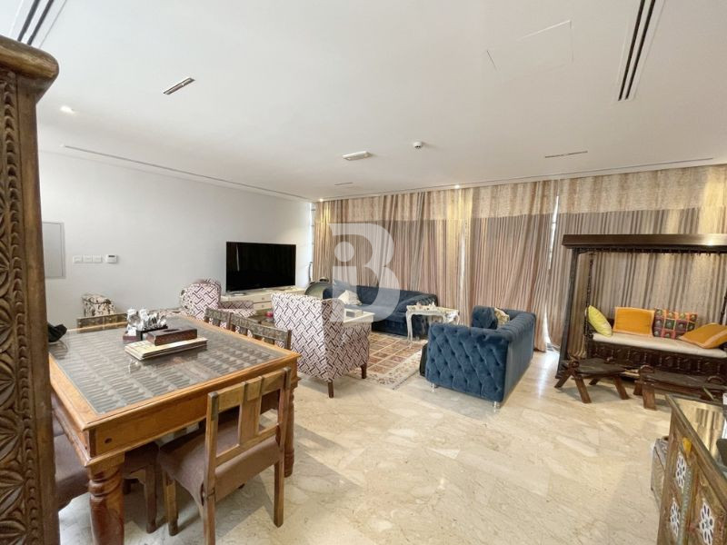 SPACIOUS | SINGLE ROW | 4BR | VACANT | FURNISHED