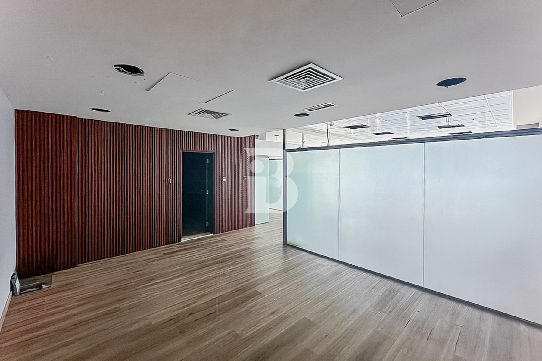 READY OFFICE | FITTED | AMAZING CANAL VIEW