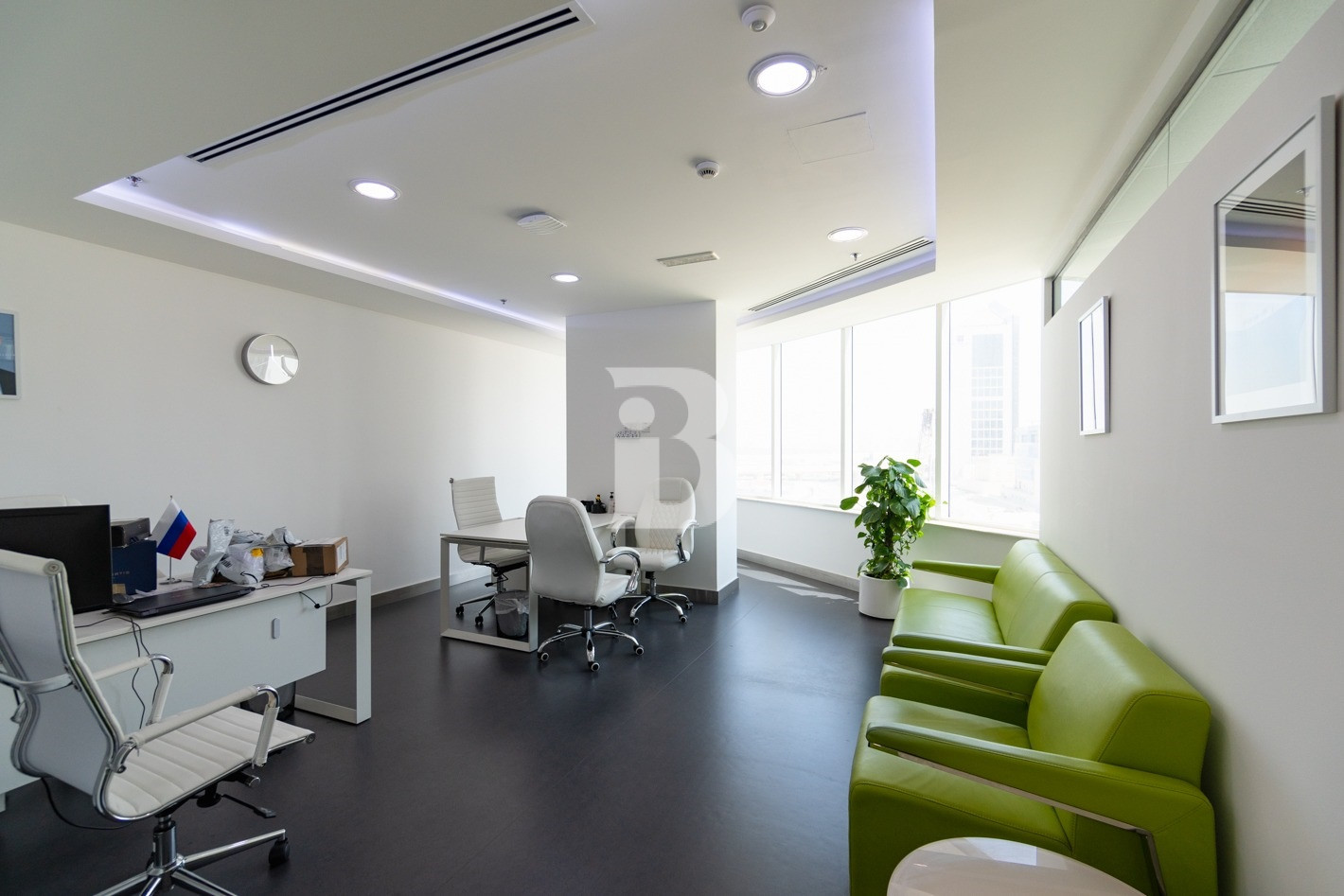 Furnished Office | 2 parking bays | Canal view