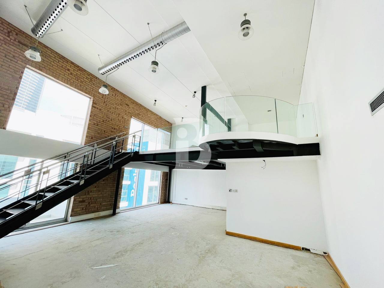 Fitted Duplex Office | Terrace | DDA License