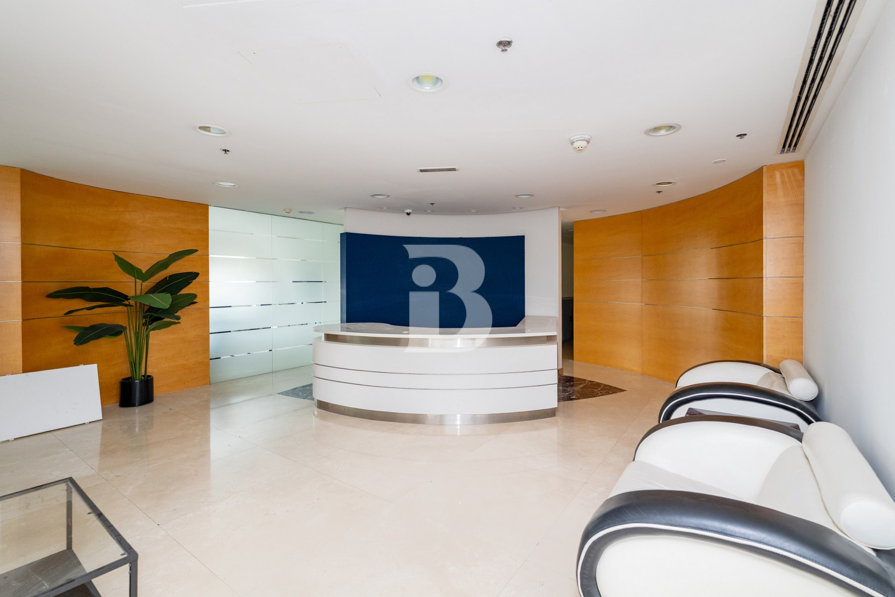 GRADE A OFFICE SPACE | CLOSE TO METRO | SZR