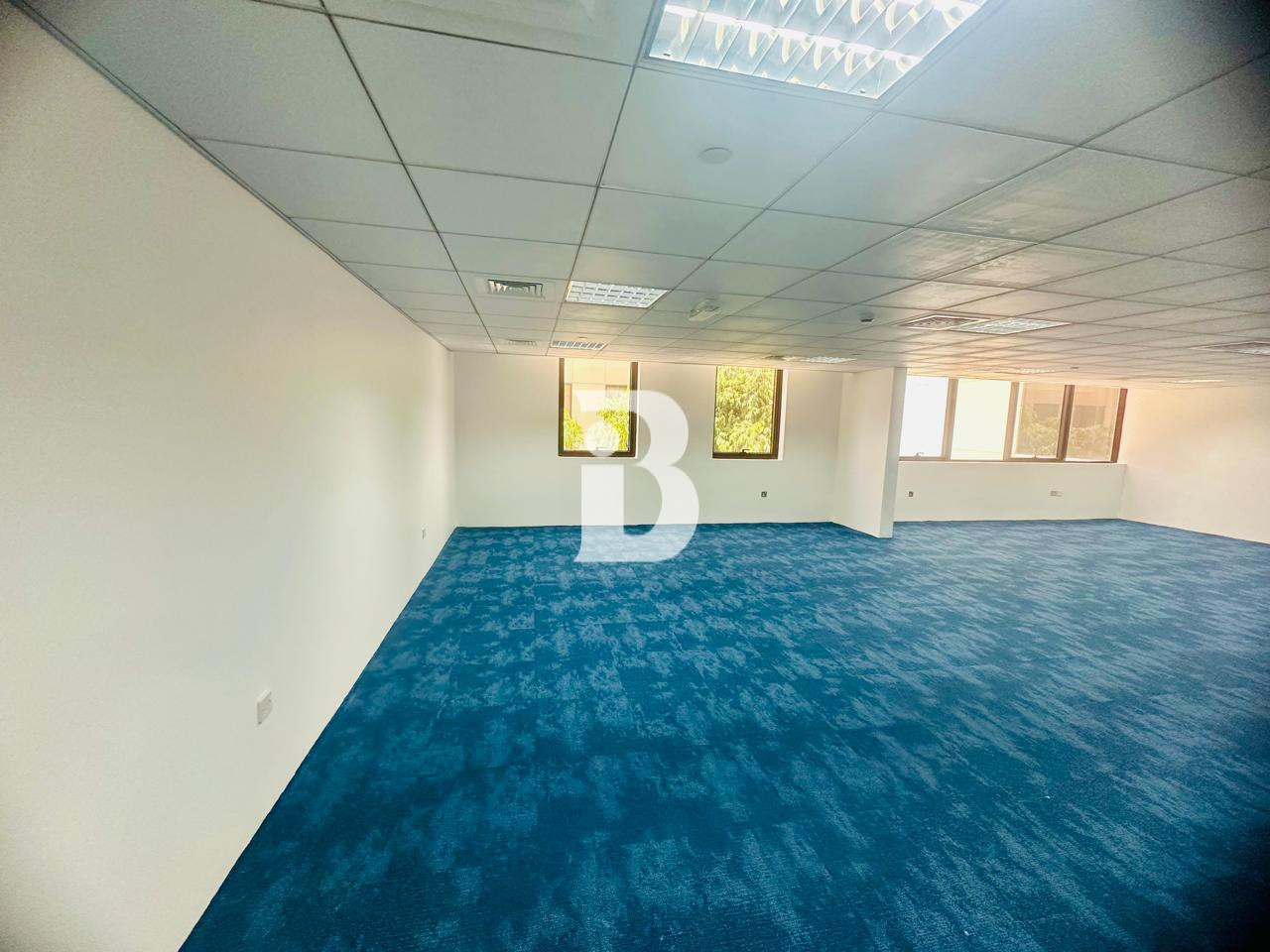 Half Floor | Spacious | Near Metro and Bus Stop