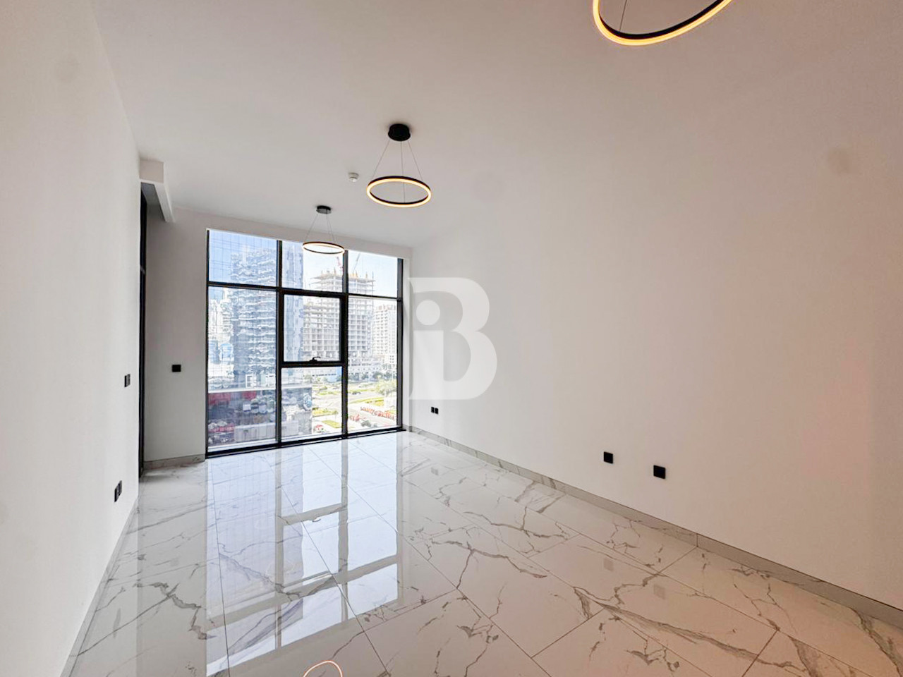 KEYS ON HAND | BRAND NEW | BRIGHT AND SPACIOUS