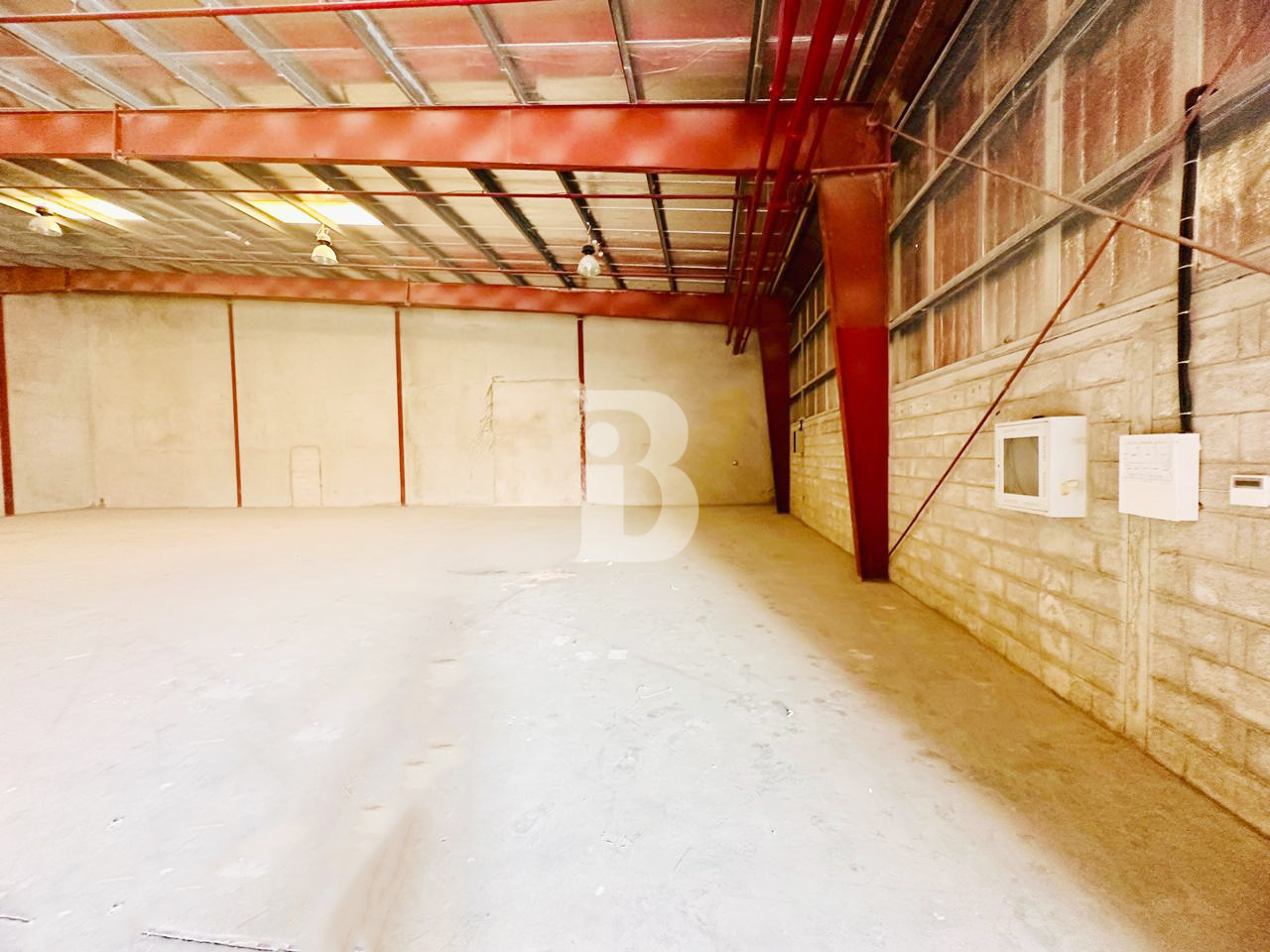 Spacious Warehouse in DIP with High Ceiling