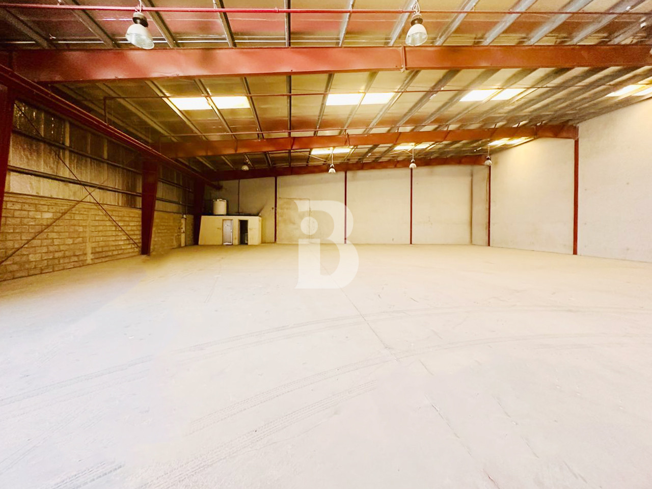 Spacious Warehouse I Prime Location I High Ceiling 1