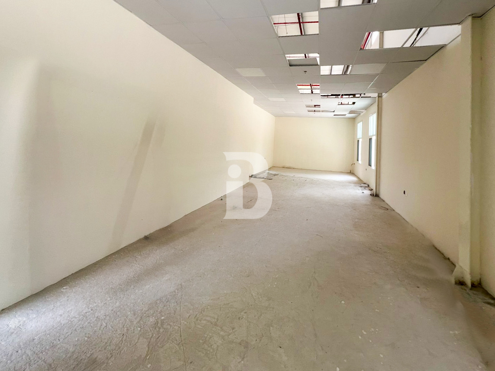 Independent 700 KW 10,274 Sqft in DIC