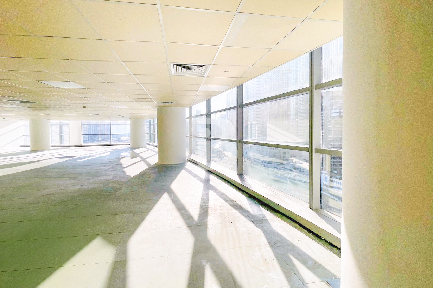 Ideal and Fitted Office | Best Views | Near Metro