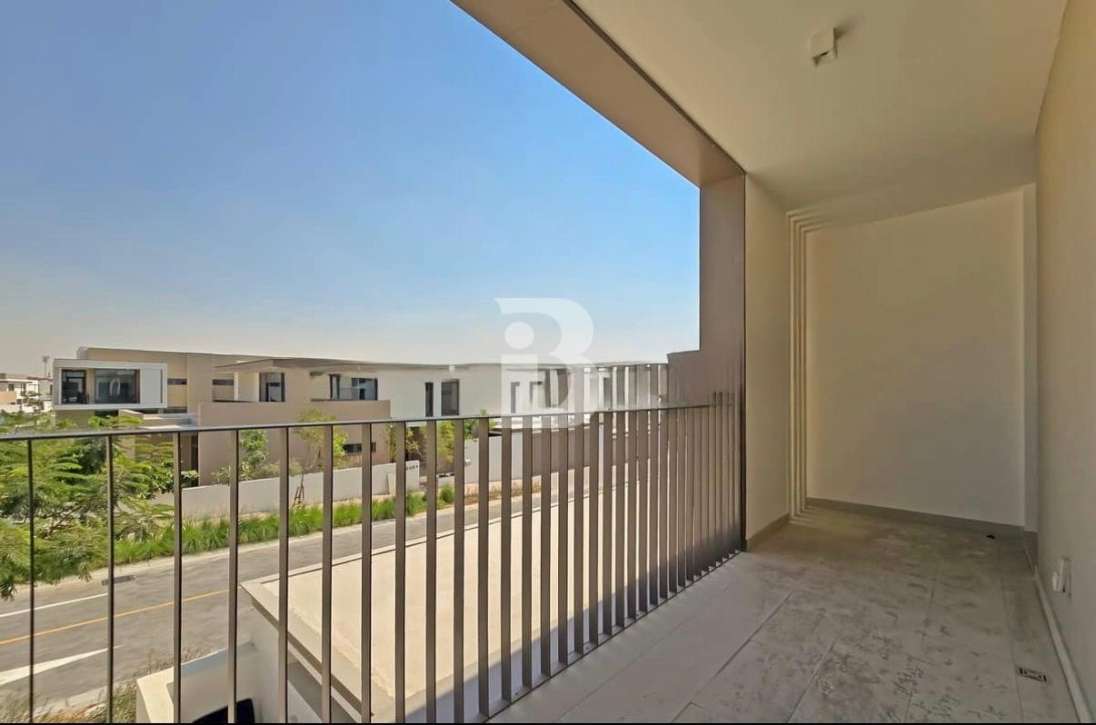 TYPE A | INTERNAL | PREMIUM ROW | INVESTMENT