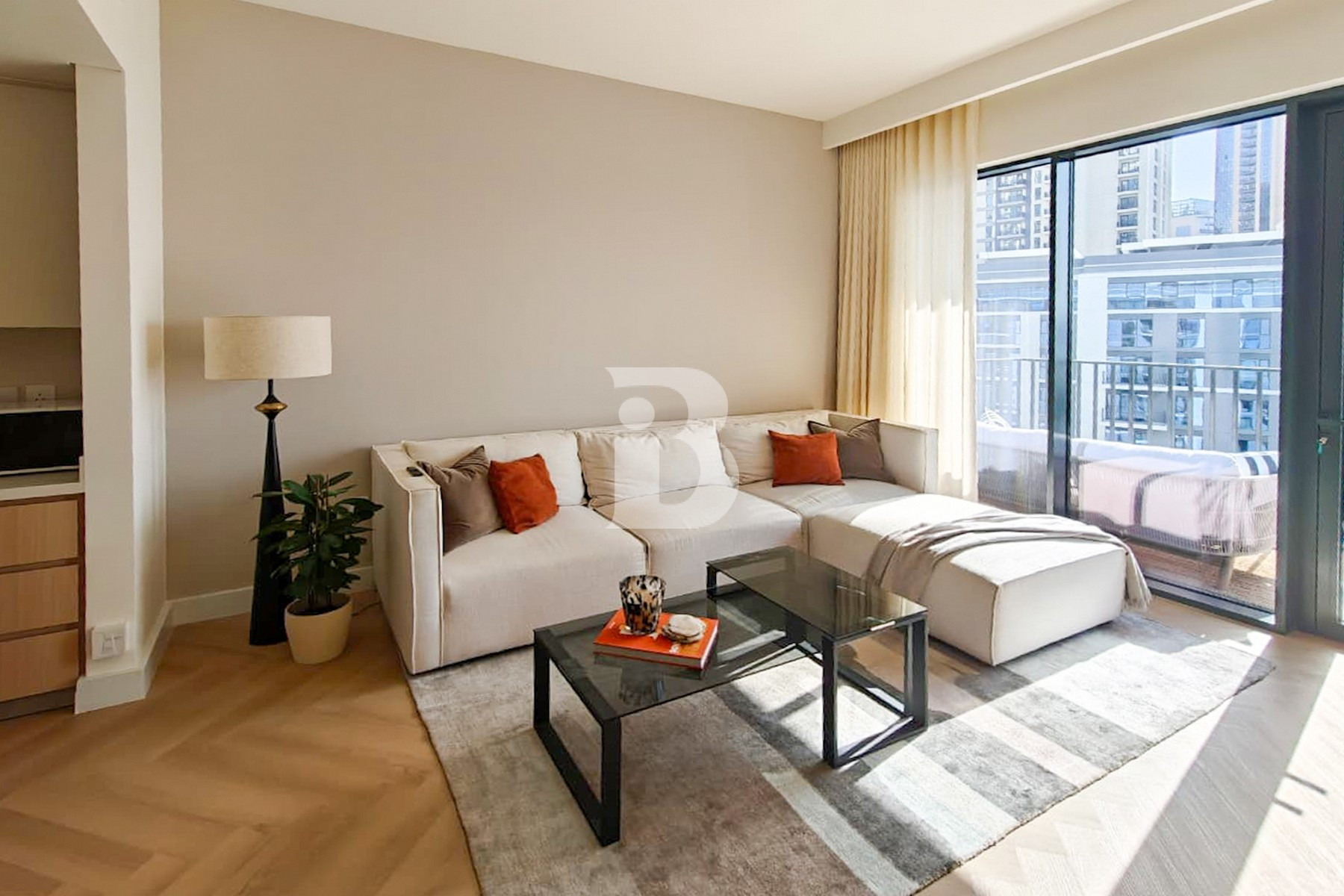 Upgraded | Modern and Sleek | Skyline Views