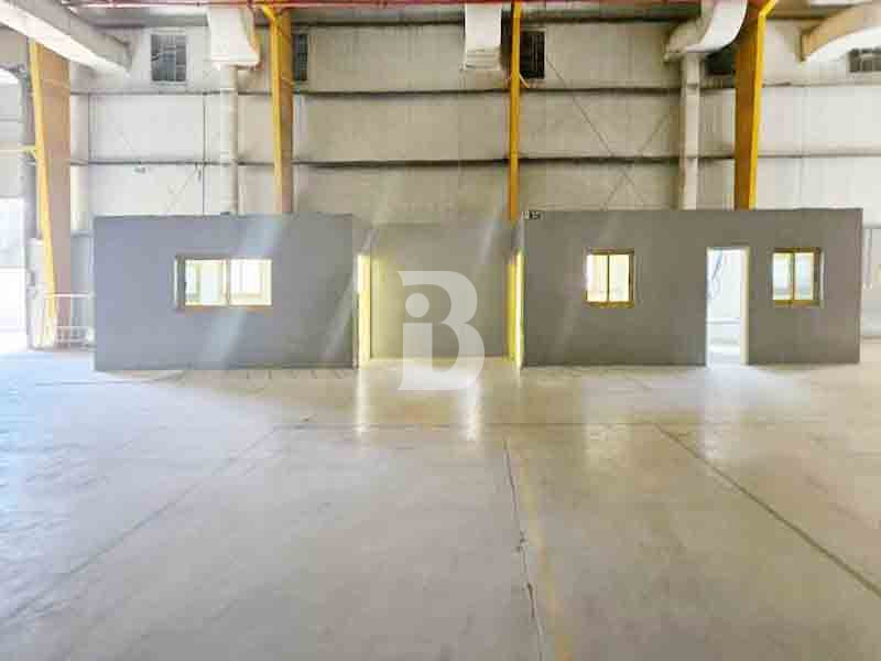 Warehouse with Excellent Access & Connectivity