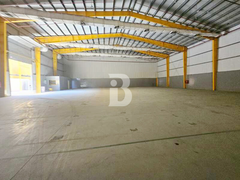 Warehouse with Excellent Access & Connectivity