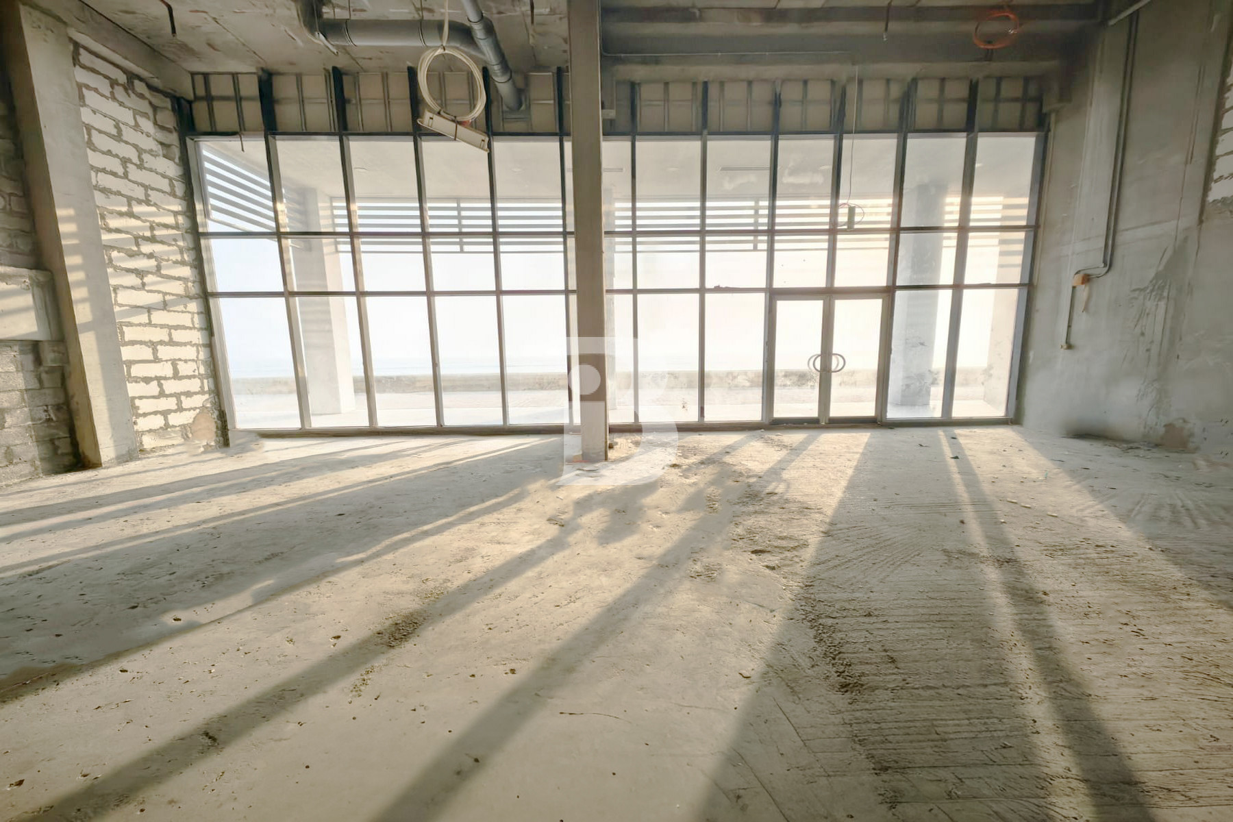 Prime Retail Space | Chiller Free | Sea Views