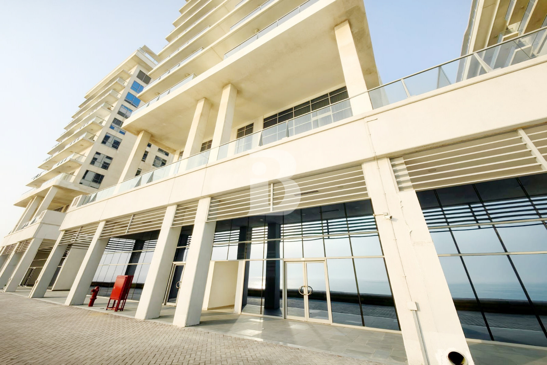 Prime Retail Space | Chiller Free | Sea Views