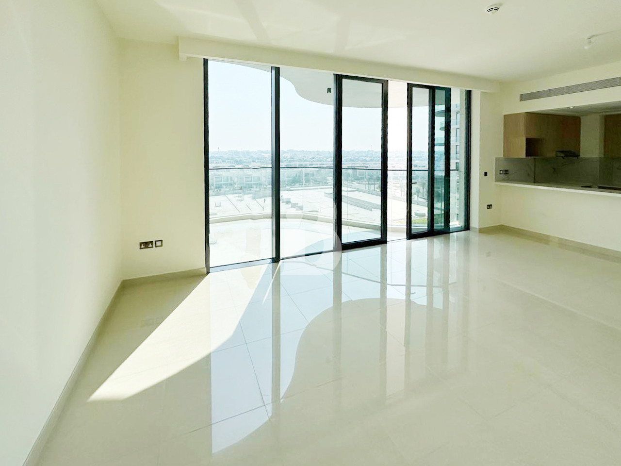 Sea View | Vacant | Beach front