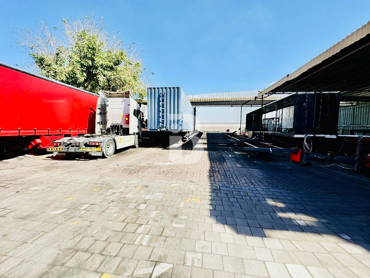 POWER READY | VACANT UNIT | PRIME LOCATION