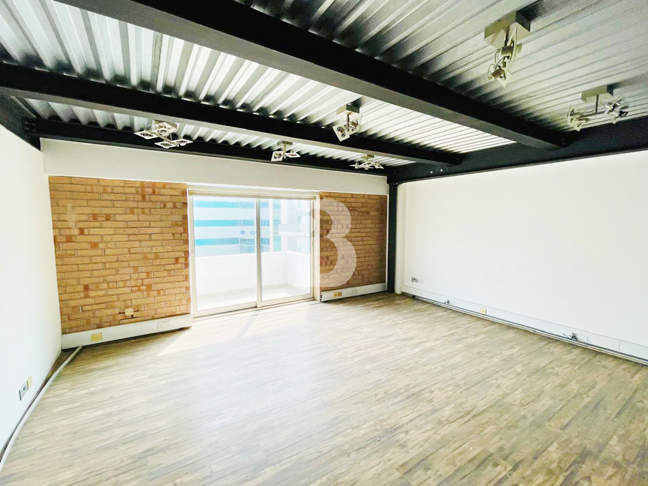 Fitted Duplex Office | Terrace | DDA License