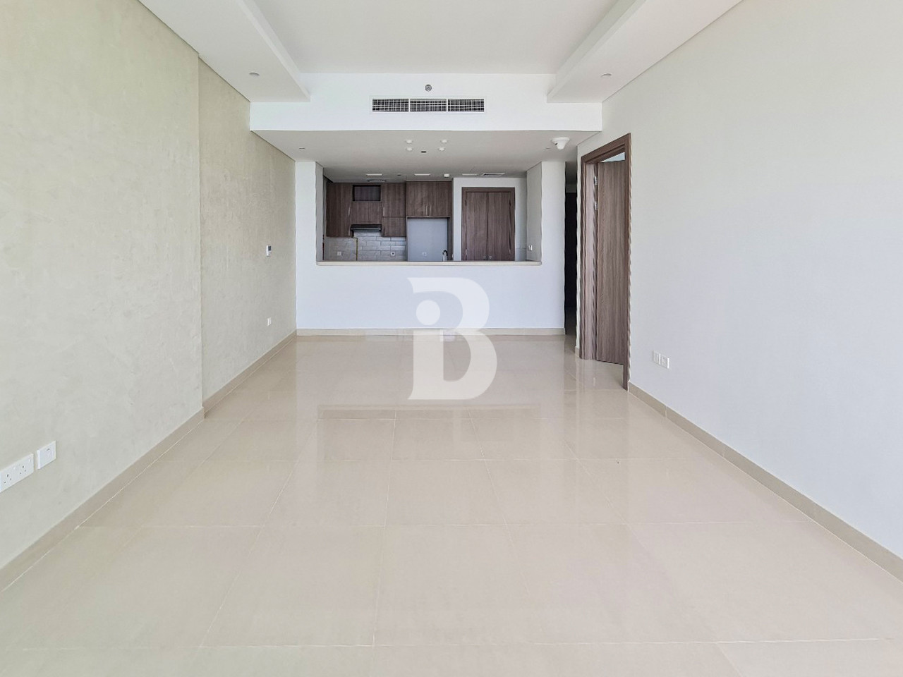 Spacious 1 BR With Seaview | High Floor | Hot Deal
