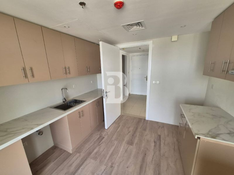 3 Bedroom High Floor| Well Maintained | Unfurnished