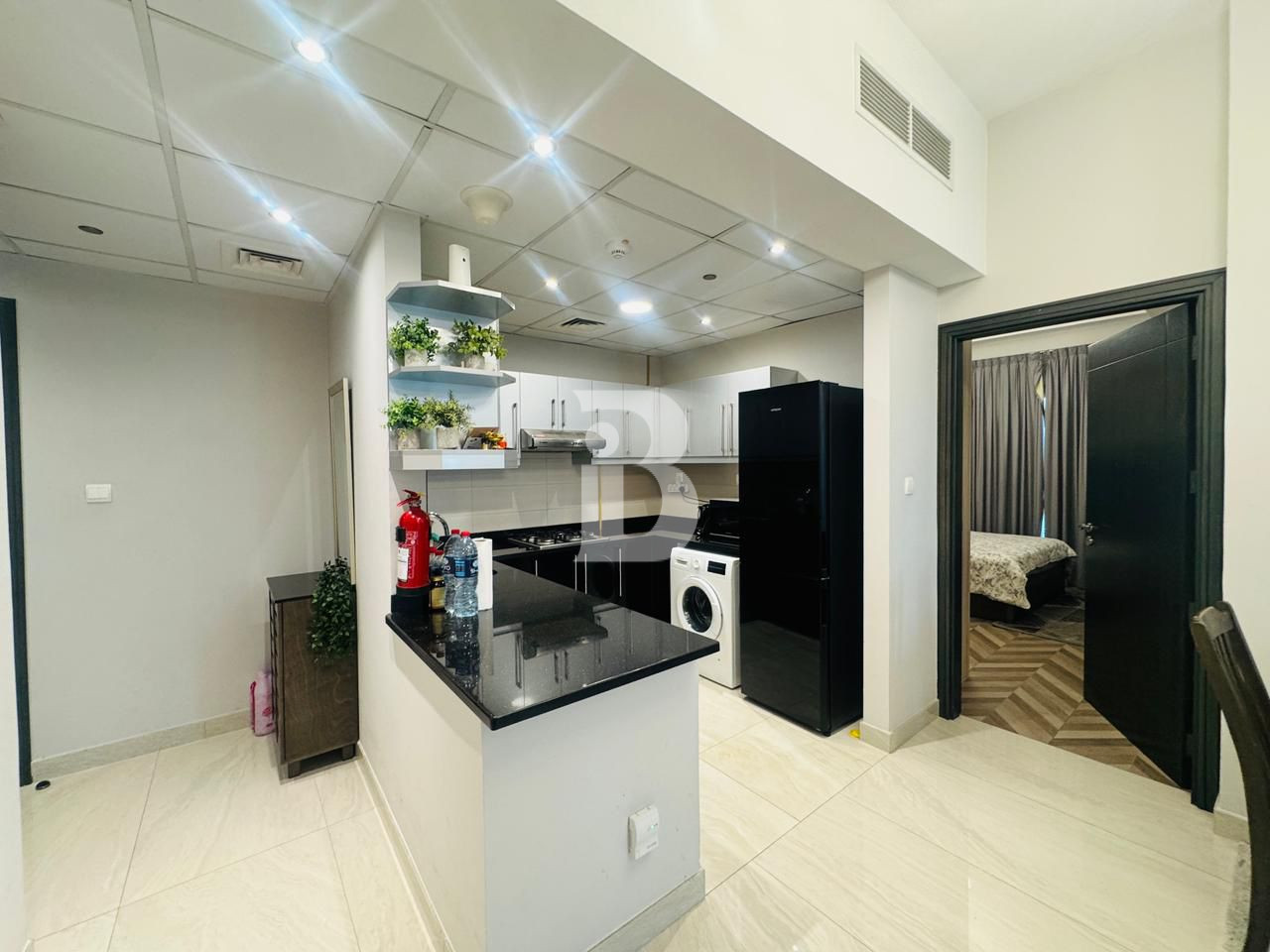 2BR | PRIVATE TERRACE | CANAL VIEW | 12 CHEQUES