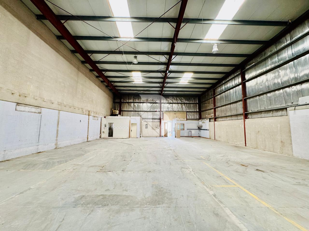 RETAIL WAREHOUSE CONCEPT | PRIME LOCATION