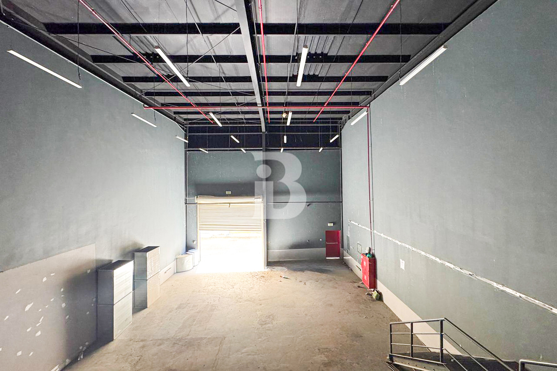 Prime DIP Warehouse | Ready to Use | 33 kW Power