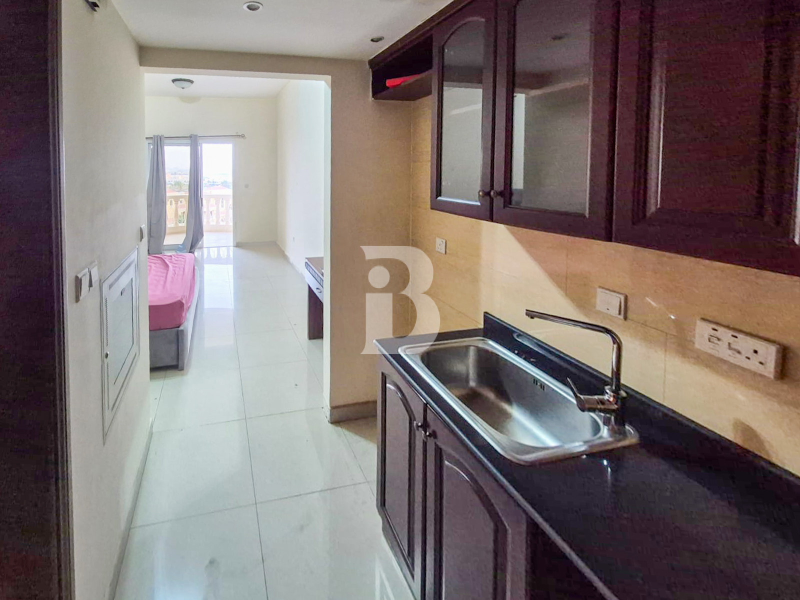Studio Apartment | Low Floor | Great Investment 3